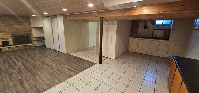 Building Photo - 227 Timber Ln