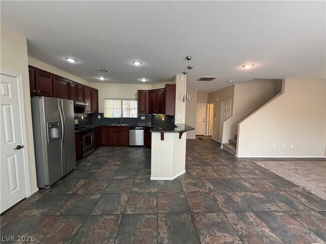 Building Photo - 2324 Cockatoo Dr