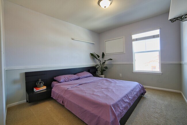 Upstairs bedroom 2 - 10926 Brooklawn Rd