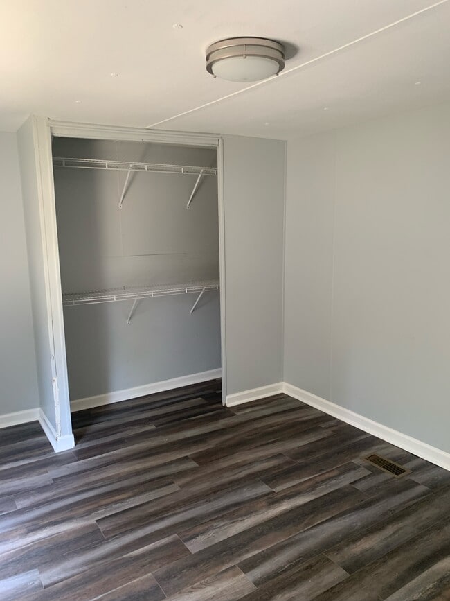 Building Photo - 2629 Lagoon Knoll Dr