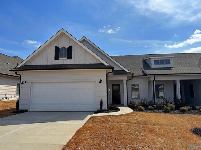 Building Photo - 161 Little Britain St