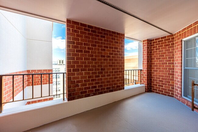 Building Photo - 1230 23rd St NW