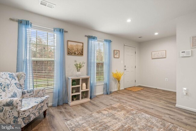 Building Photo - 15981 Marsh Pl