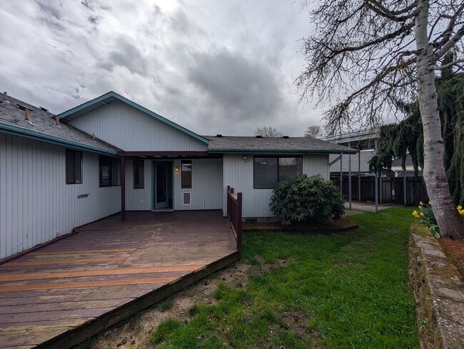 Building Photo - Great 4bed/2 bath home in west Eugene!