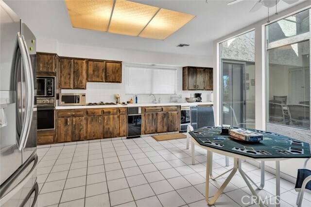 Building Photo - 20 Lincoln Pl