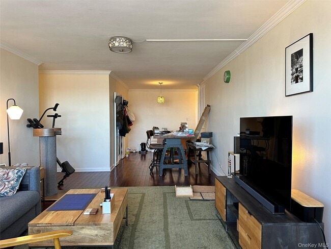 Building Photo - 102-10 66th Rd