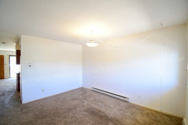 Building Photo - 1624 E Pitkin St