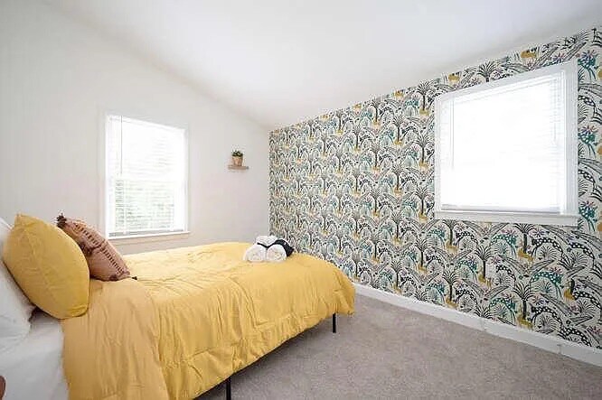 Building Photo - Room in House on Jackson Dr