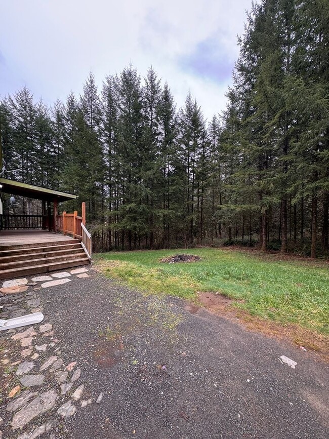 Building Photo - 4 BR/2 BA Rural Retreat Near Battle Ground with Master Suite & Large Yard