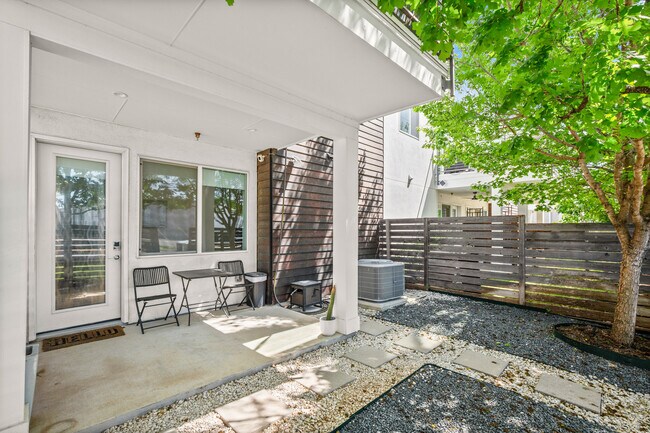 Building Photo - 505 Tillery St