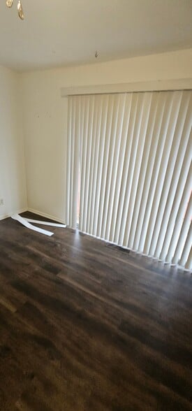 Building Photo - 819 N 70th St