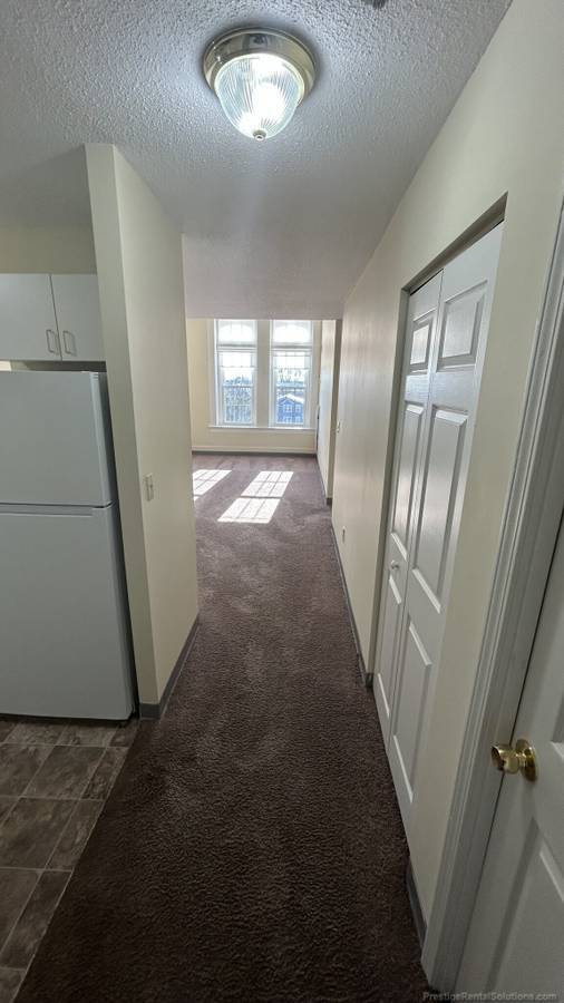 Building Photo - 9 Saint Joseph St