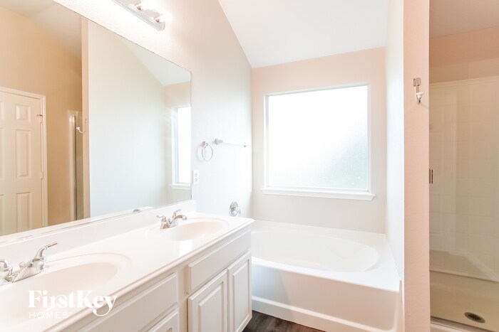 Building Photo - 1208 Mountain Peak Dr