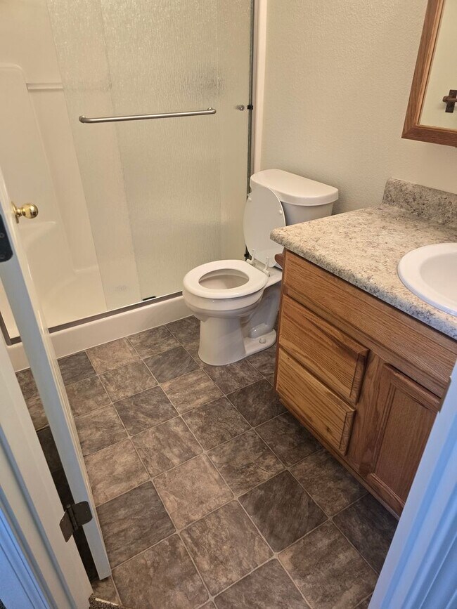 Building Photo - WD 2207