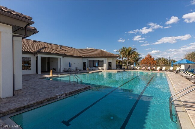 Building Photo - 14845 Palamos Cir