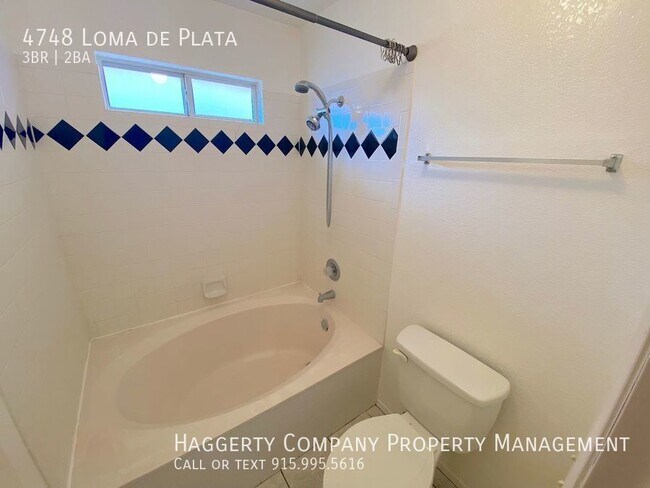 Building Photo - Northeast El Paso 3 Bed with Pool!