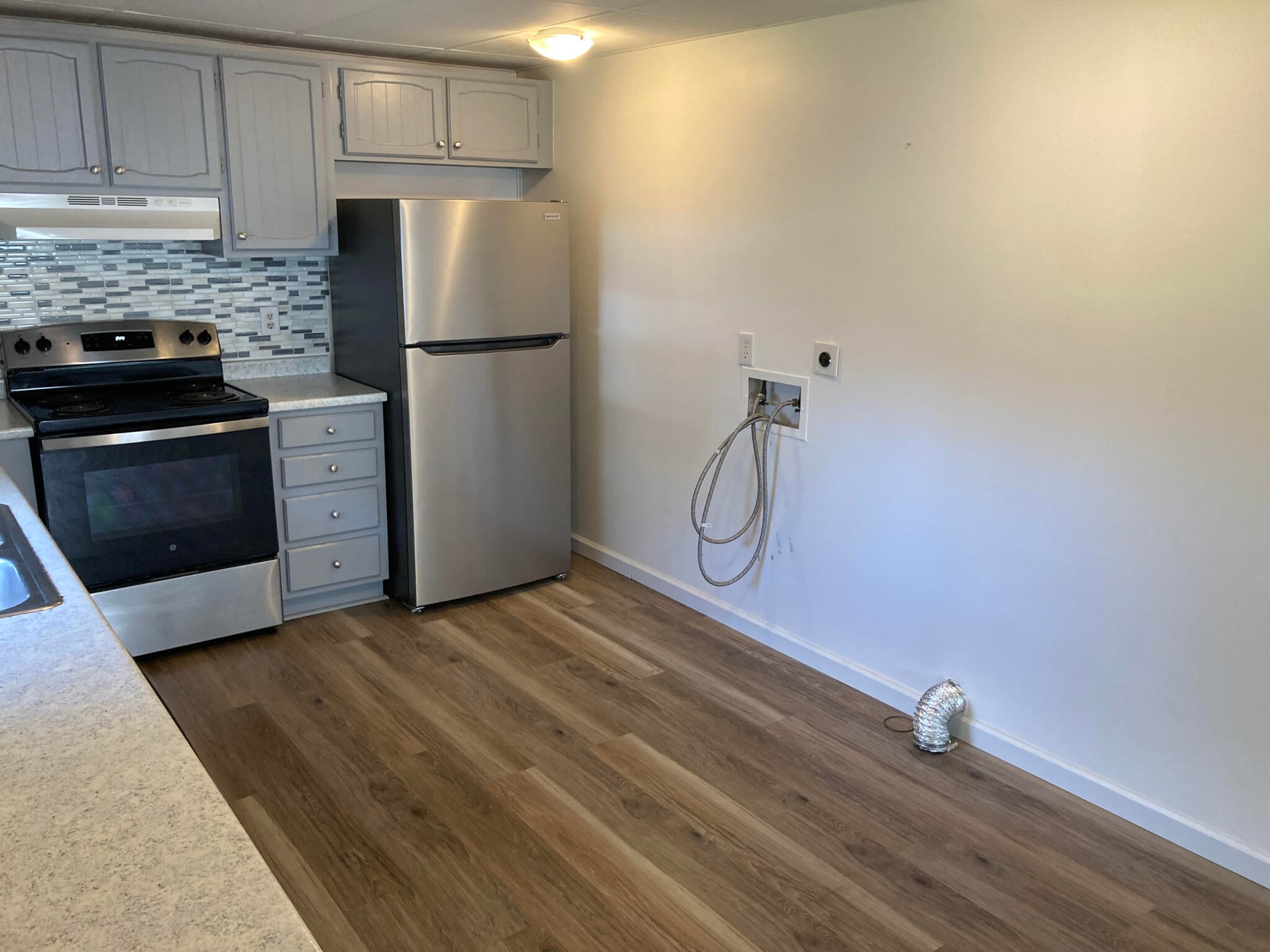 Building Photo - 261 Carlton Ln