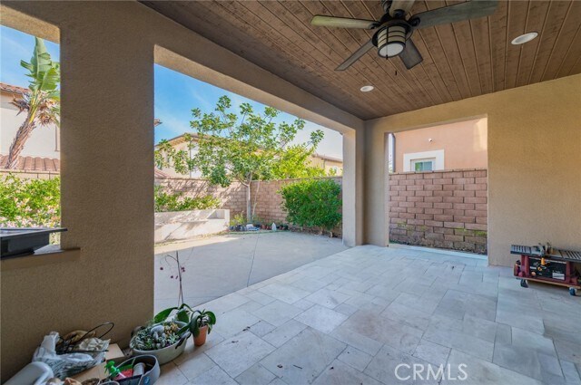 Building Photo - 8 Last Bloom