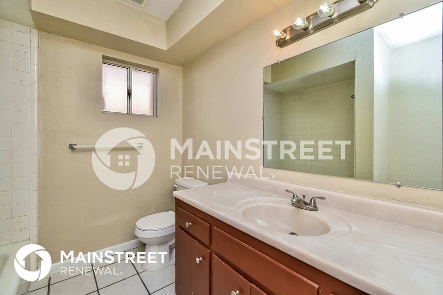 Building Photo - 15917 N Forecastle Ave