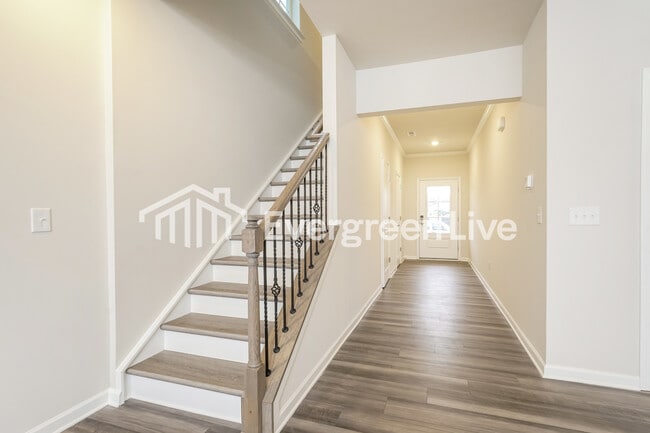 Building Photo - 5597 Hydrangea St