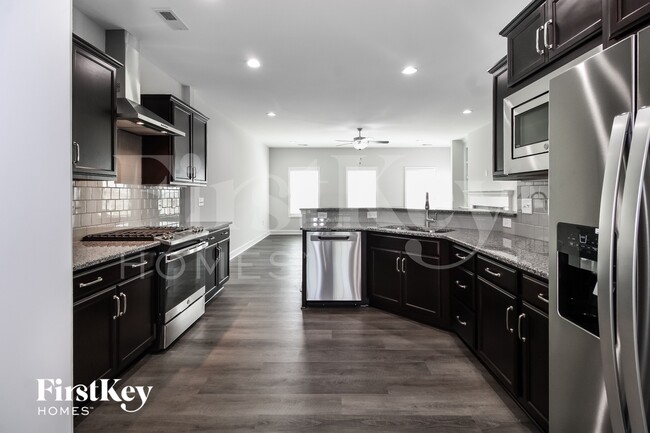 Building Photo - 4641 Skyview Trail