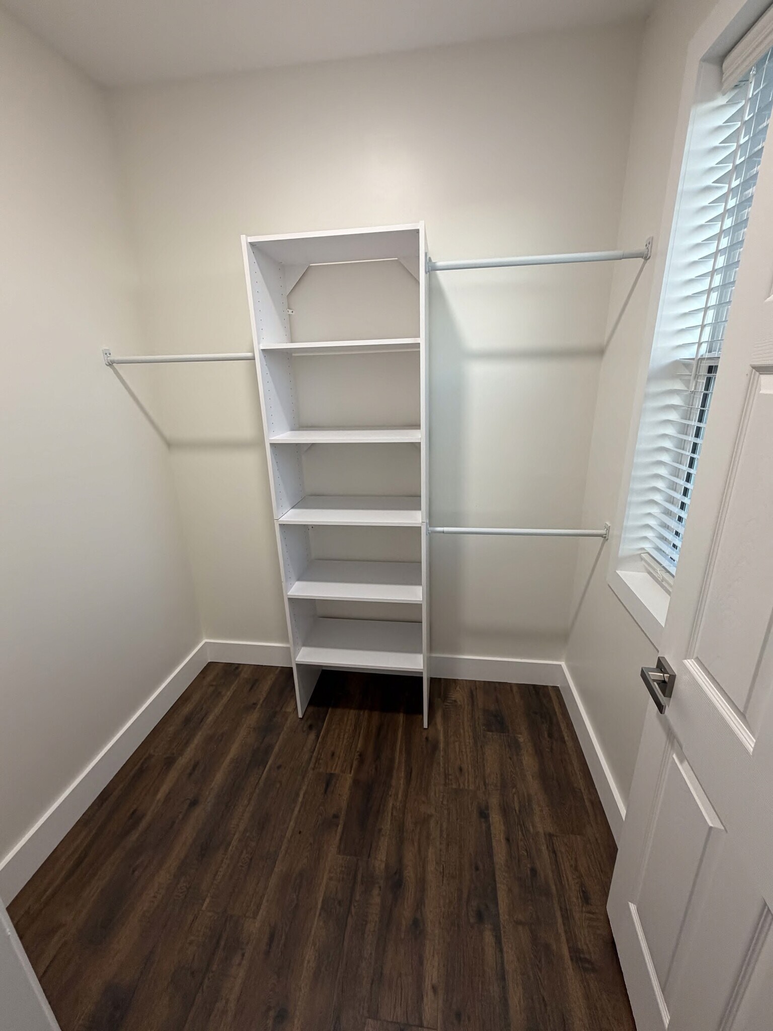 Building Photo - 1413 Woodbine Ave