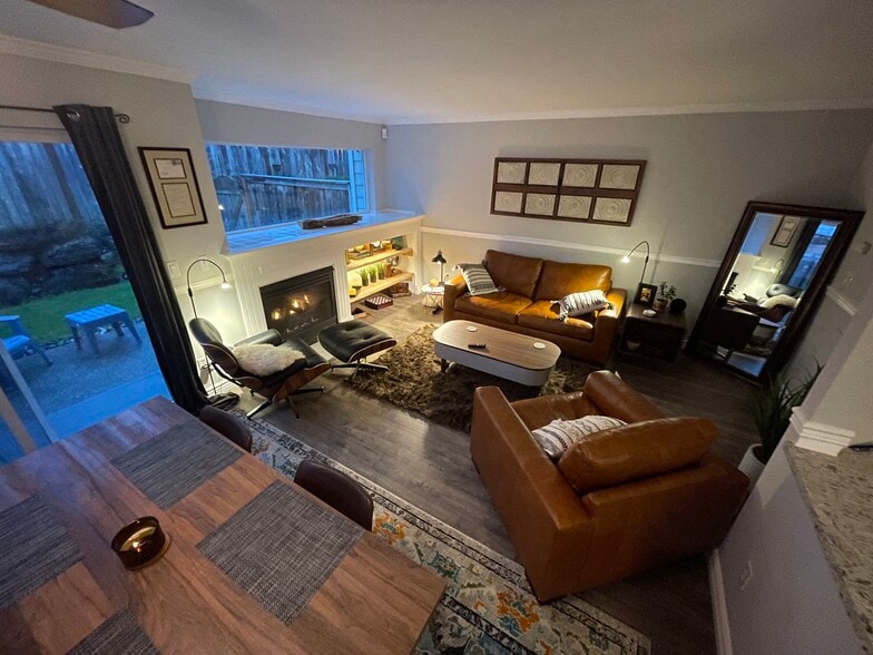 Living and dining room - 1131 115th St SW