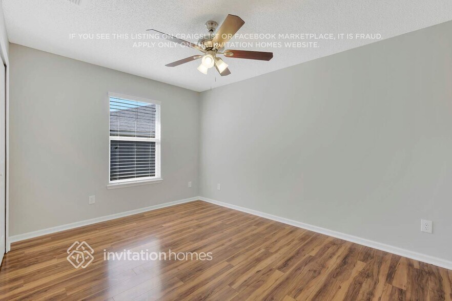 Building Photo - 12096 Coachman Lakes Way