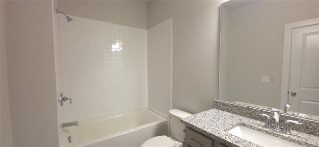 Building Photo - 3801 Oxford Cir