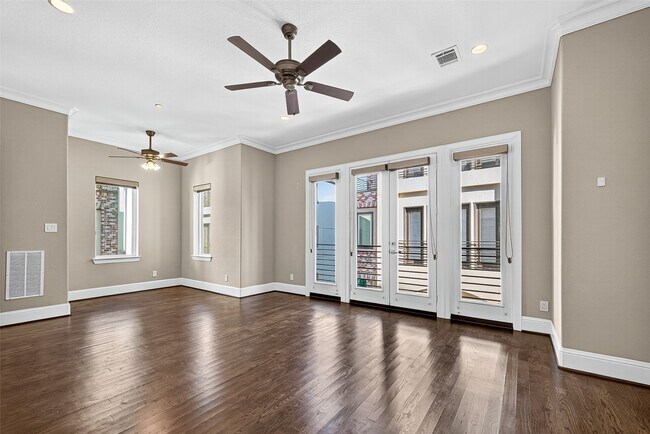 Building Photo - 2116 Mason St