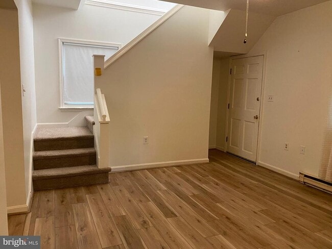 Building Photo - 13359 Catoctin Hollow Rd