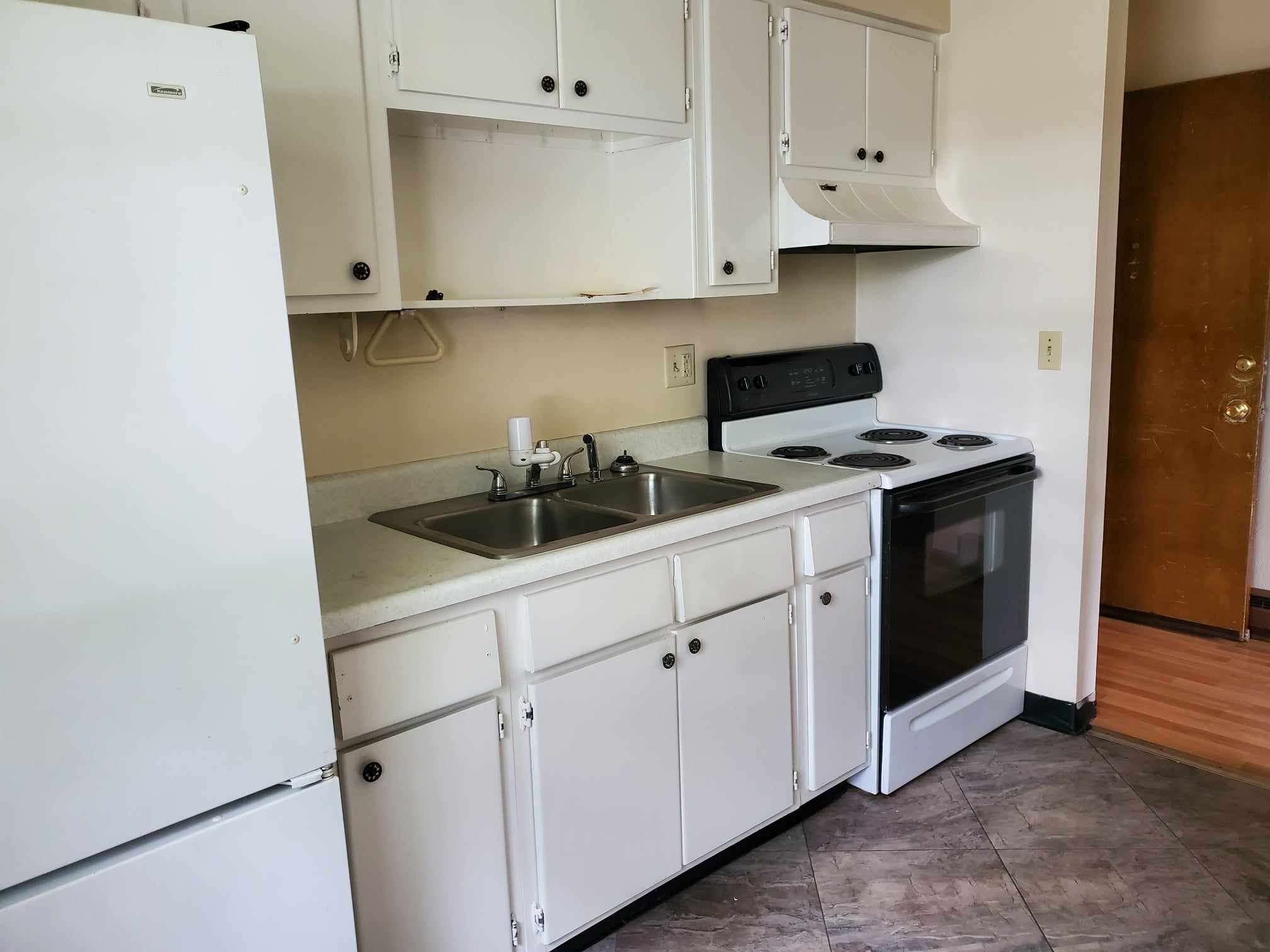 Building Photo - 435 Burns Ave