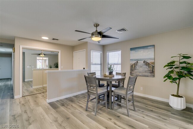 Building Photo - 2587 Swan Ln