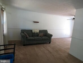 Building Photo - 1513 Wampanoag Dr