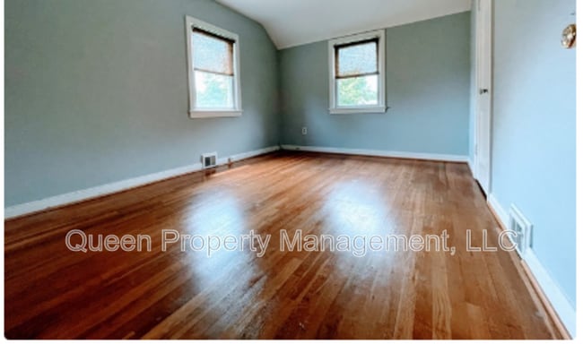 Building Photo - 2825 63rd Ave