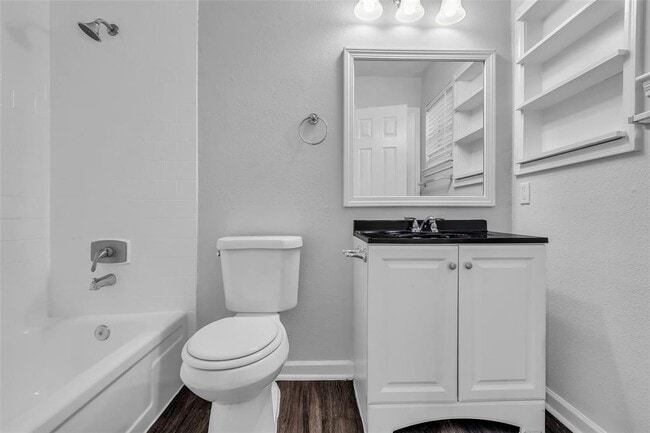 Building Photo - 12331 Flushing Meadows Dr