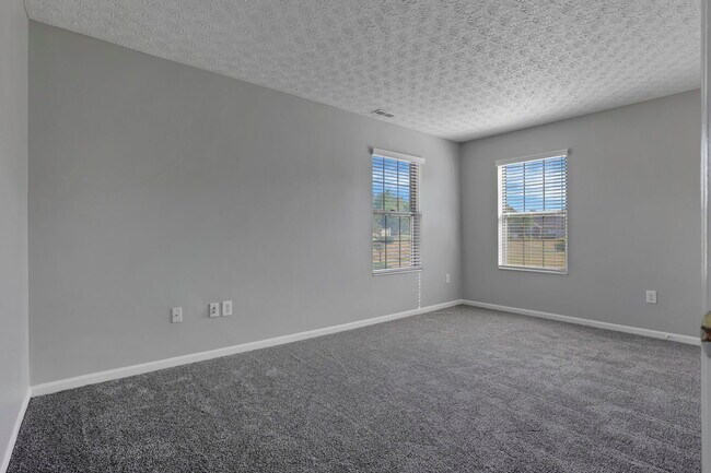 Building Photo - 2623 Landings Way