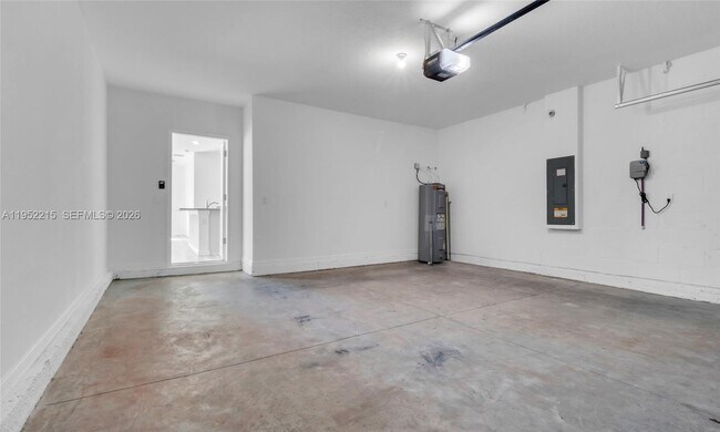 Building Photo - 10583 Gentle Rain Dr