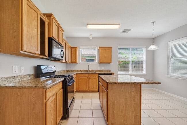 Building Photo - 16119 Gavin Ln