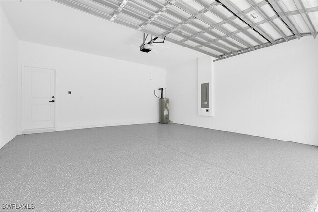 Building Photo - 100 W 11th St