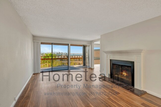 Building Photo - 2 BR/ 2BA 1380 SQFT Point Loma / La Playa ...