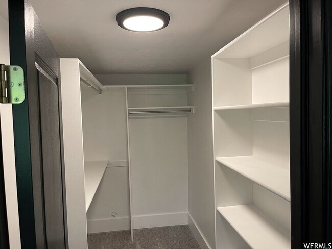 Building Photo - 4100 Sqft Gorgeous Home with Amazing Temple and Valley Views