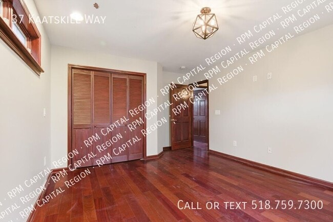 Building Photo - 37 Kaatskill Way