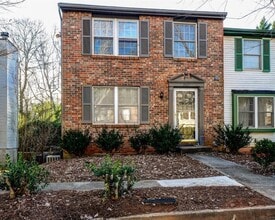 Building Photo - 2887 Royal Path Ct