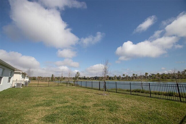 Building Photo - 5062 Foxglove Cir