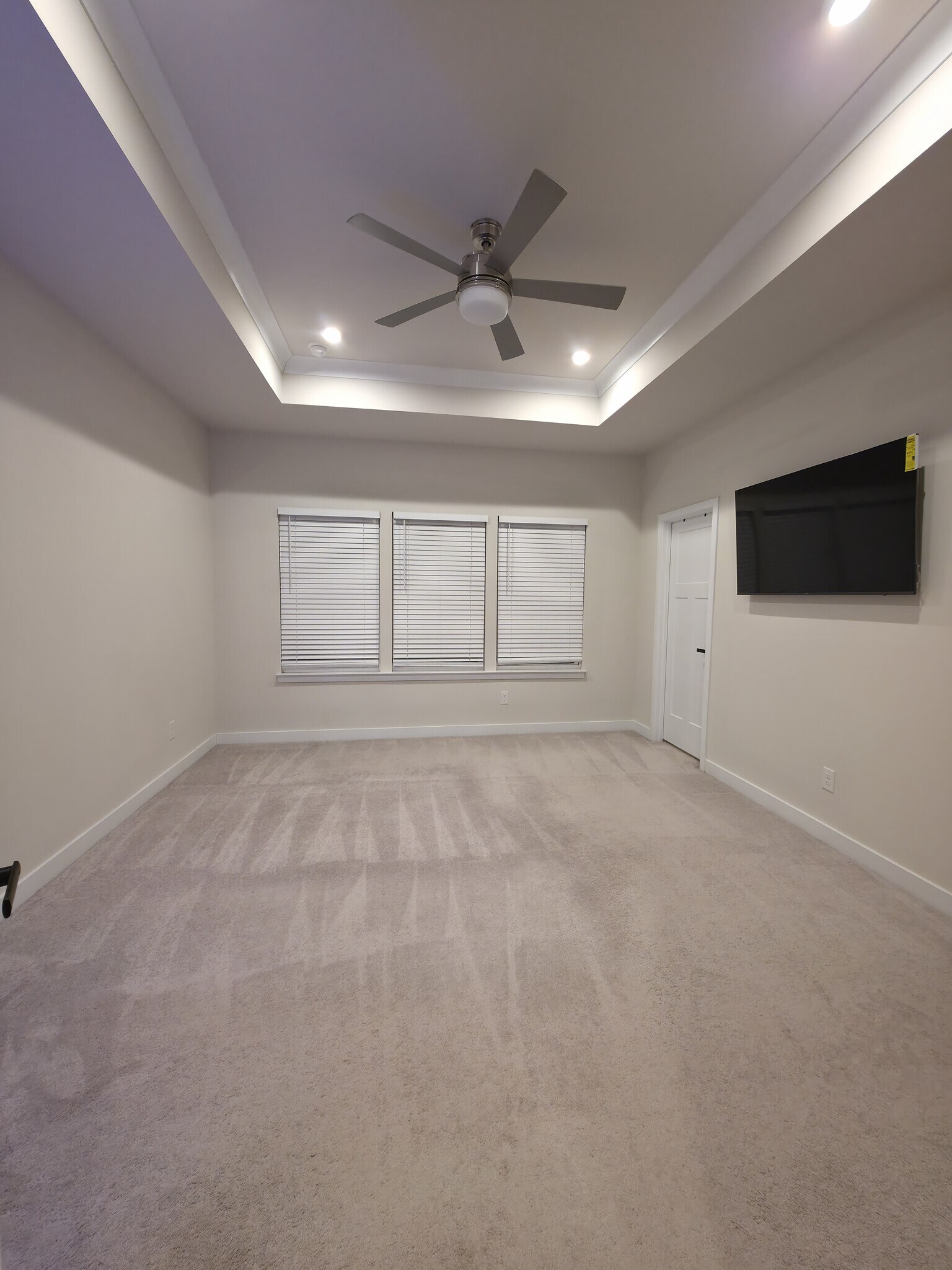 Master bed room - 9773 Oaklawn Blvd NW