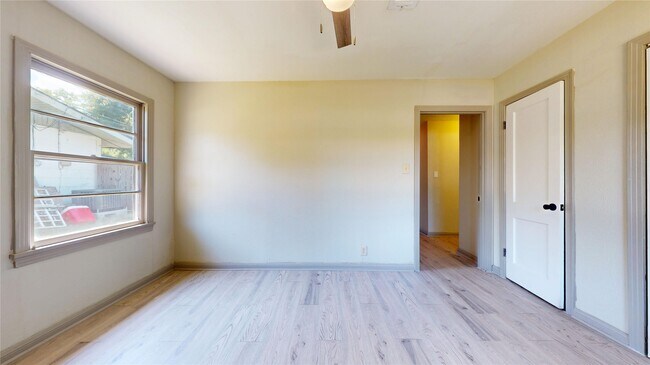 Building Photo - 1501 13th St N