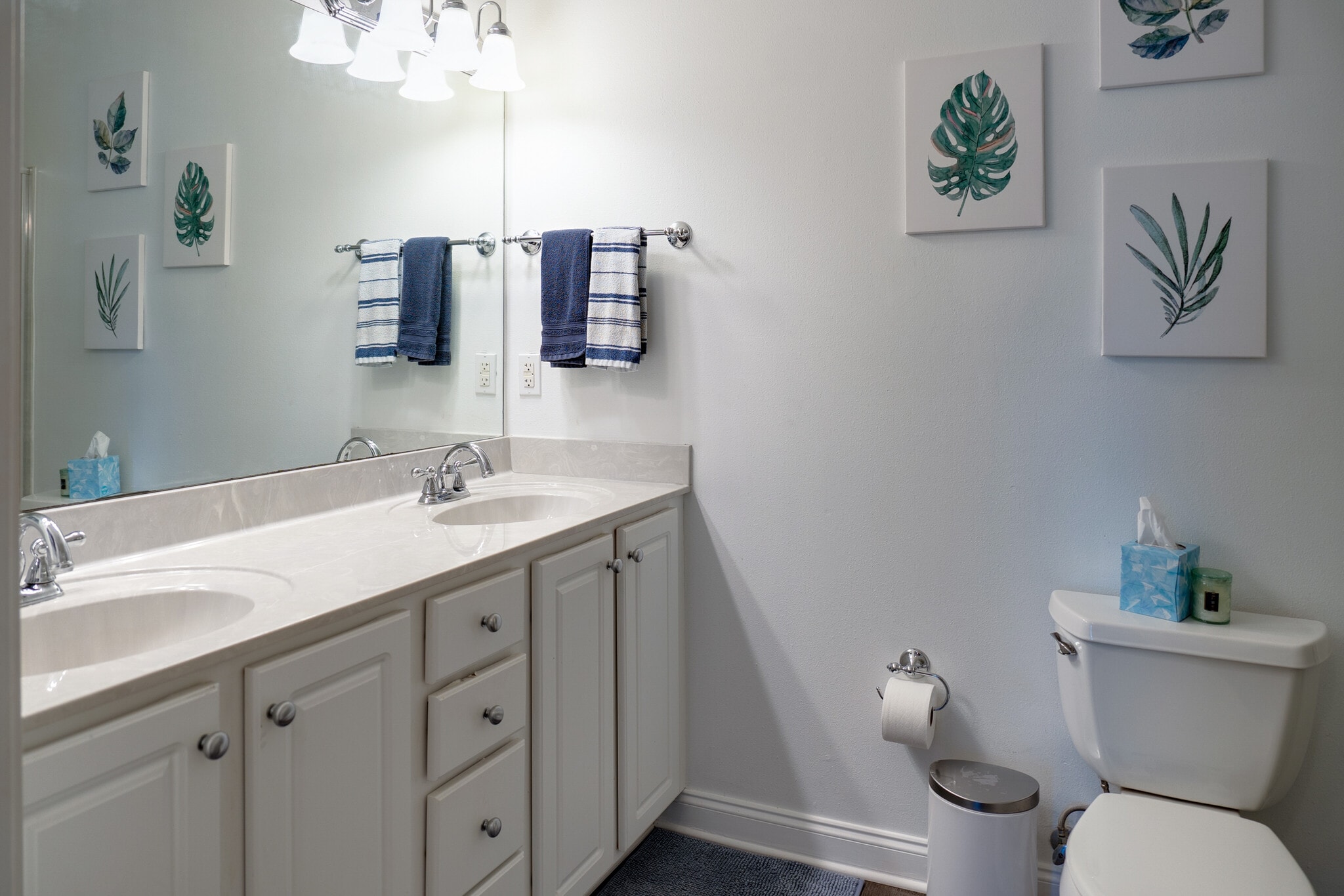 En Suite bathroom - 159 Brooks St SE
