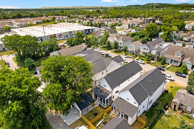 Building Photo - Beautiful home in The Nations!  4 bedrooms...