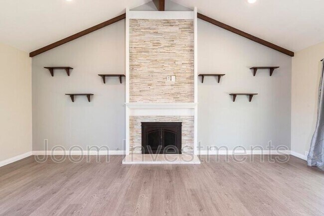 Building Photo - 1548 Shenandoah St